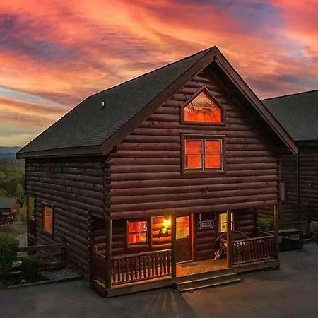 Willa New Majestic 5 Star Amazing View, Pool, Hot Tub! Pigeon Forge Zewnętrze zdjęcie
