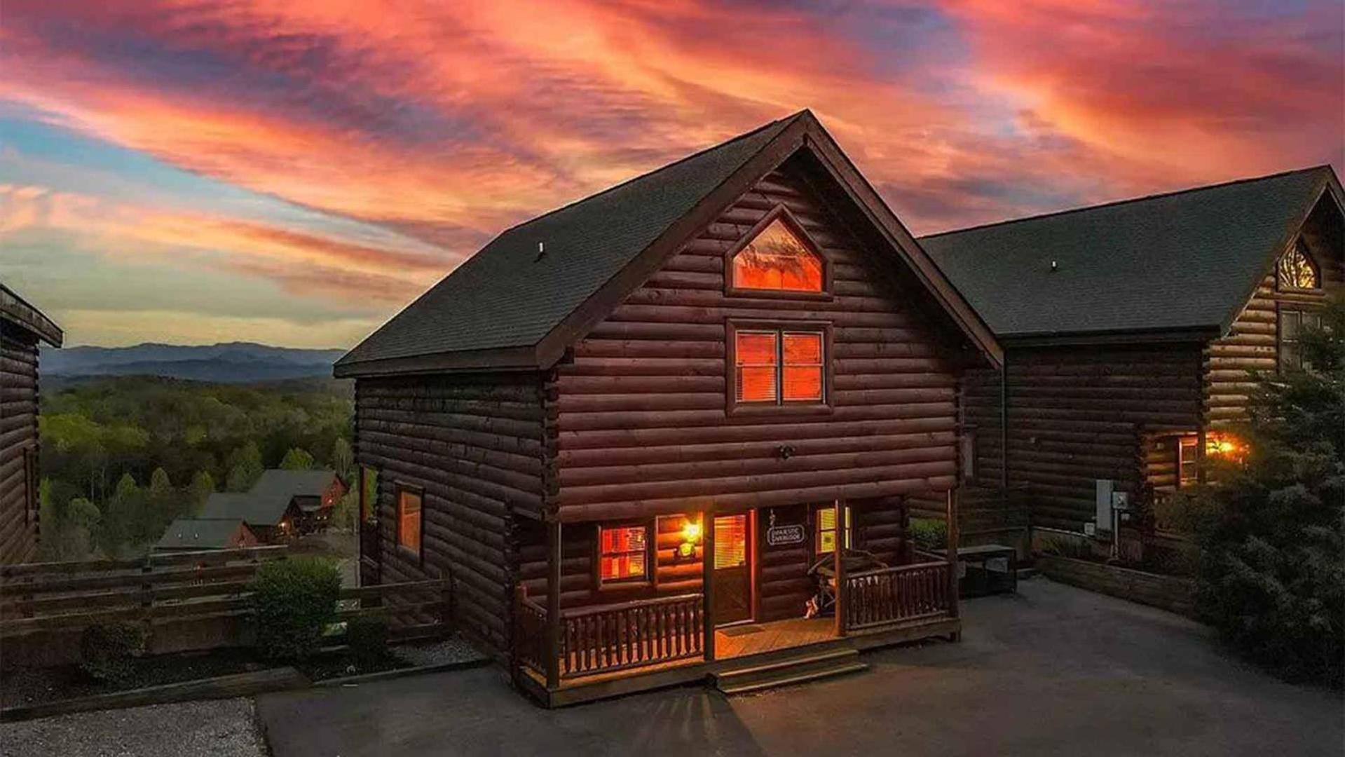 Willa New Majestic 5 Star Amazing View, Pool, Hot Tub! Pigeon Forge Zewnętrze zdjęcie